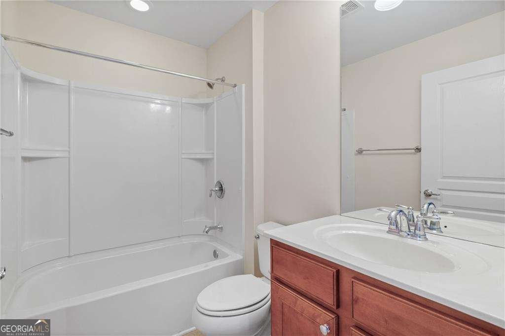 6452 Autumn Crest Lane Hoschton - 1
