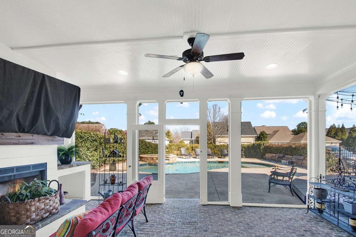 1230 Autumn Park Statham - 10