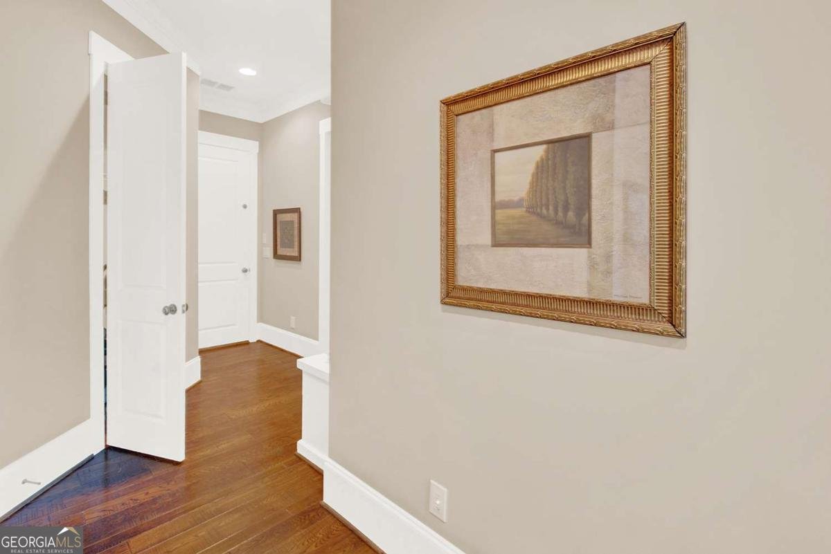 1230 Autumn Park Statham - 18
