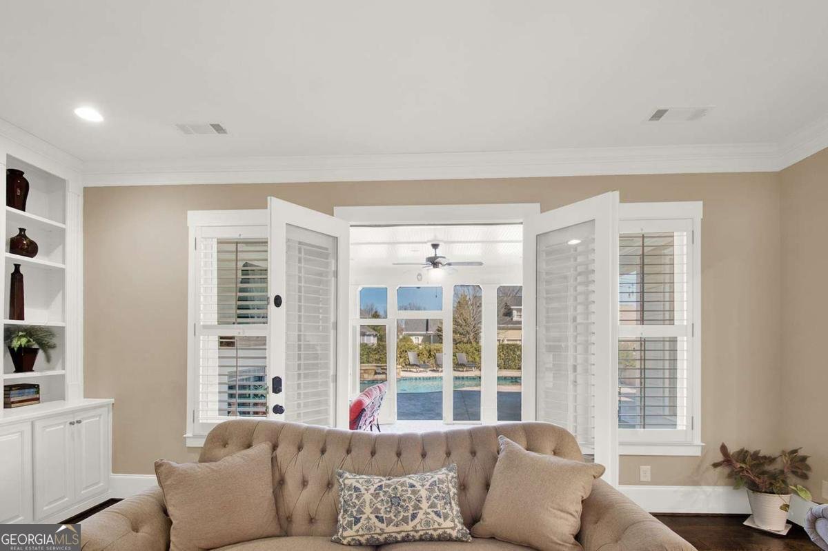 1230 Autumn Park Statham - 9