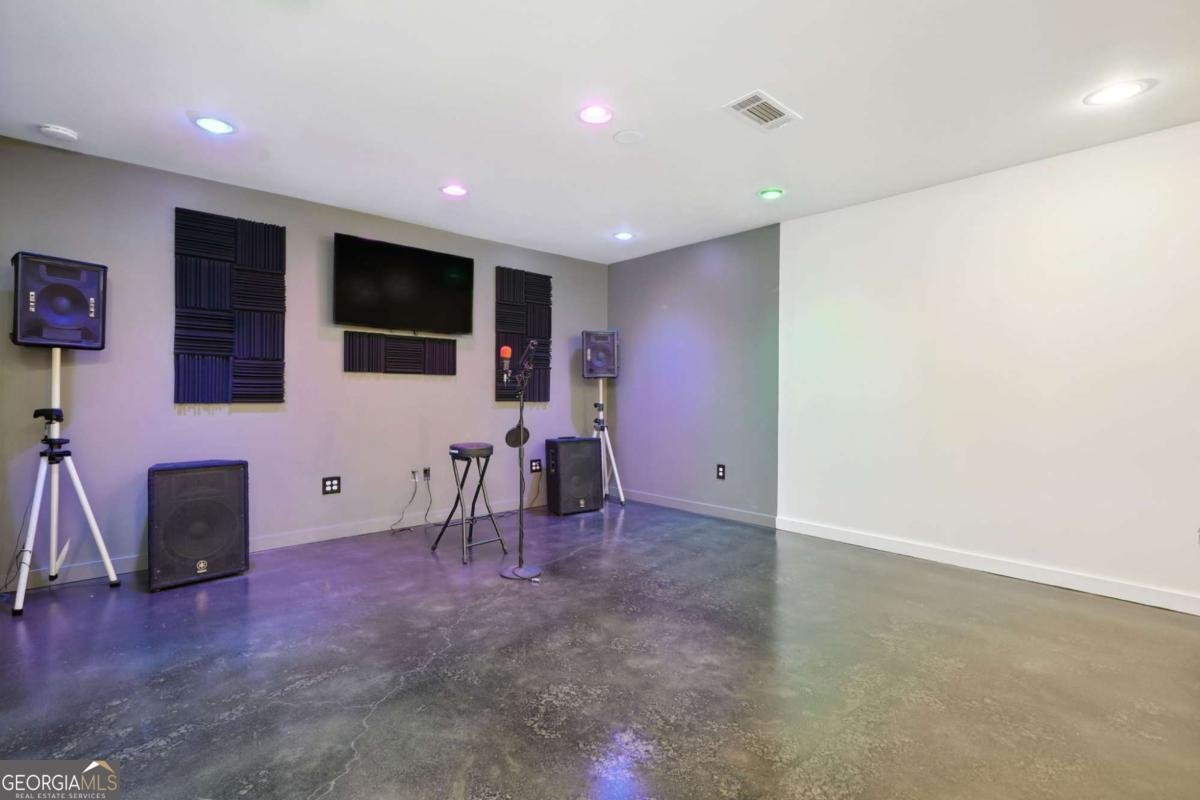 160 Crest Brooke Drive Holly Springs - 27