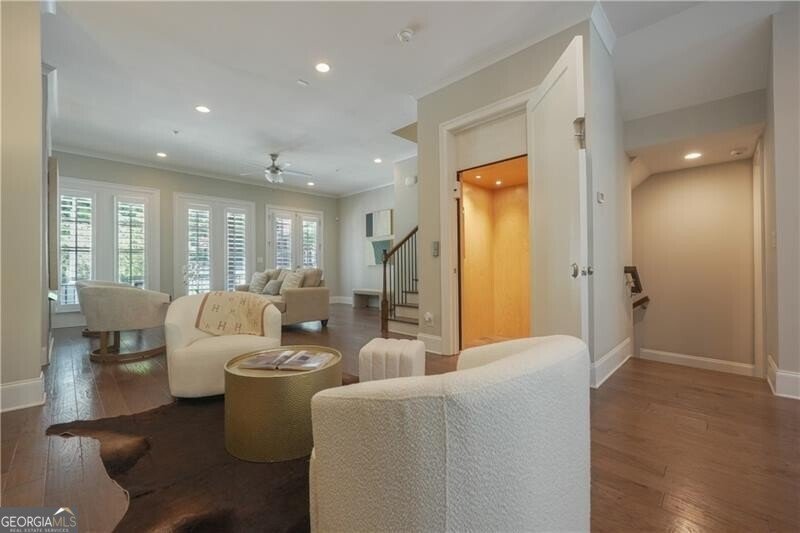 5836 Sandy Springs Circle Sandy Springs - 8