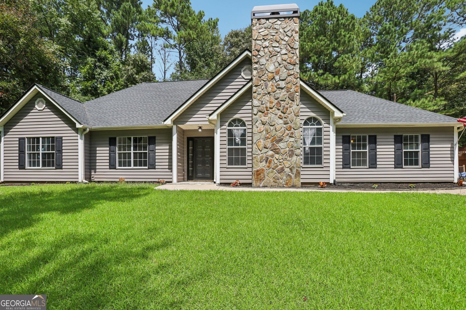 260 Ancient Oak Lane Newnan - 1
