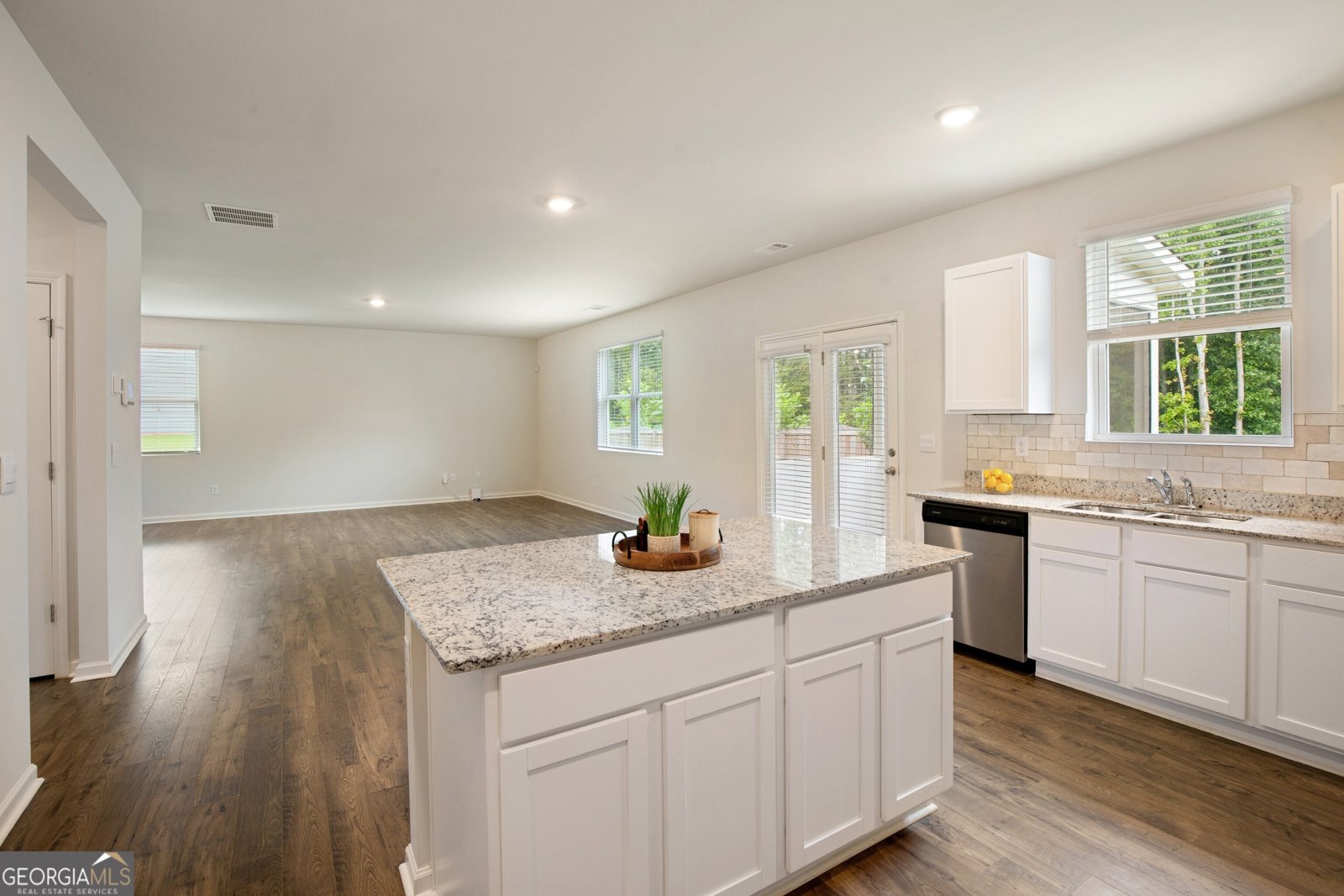 101 White Cedar Drive Dawsonville - 17