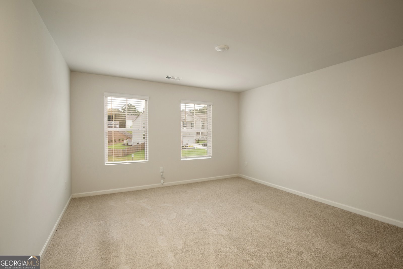 101 White Cedar Drive Dawsonville - 32