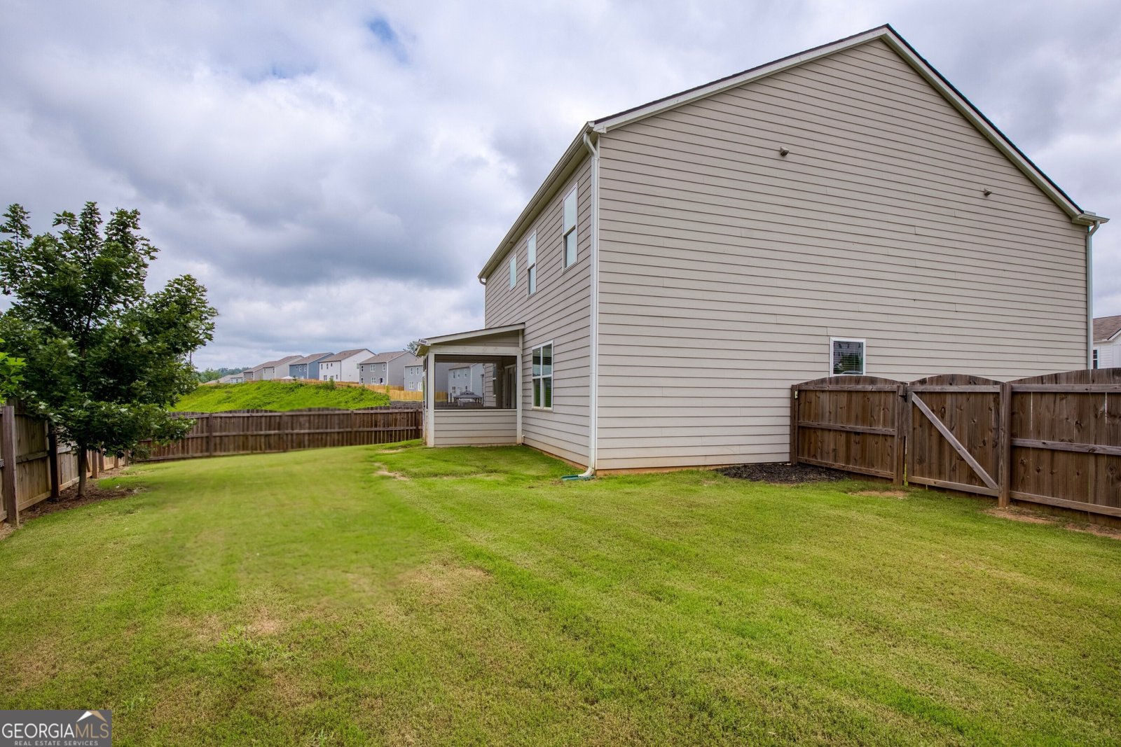 101 White Cedar Drive Dawsonville - 40