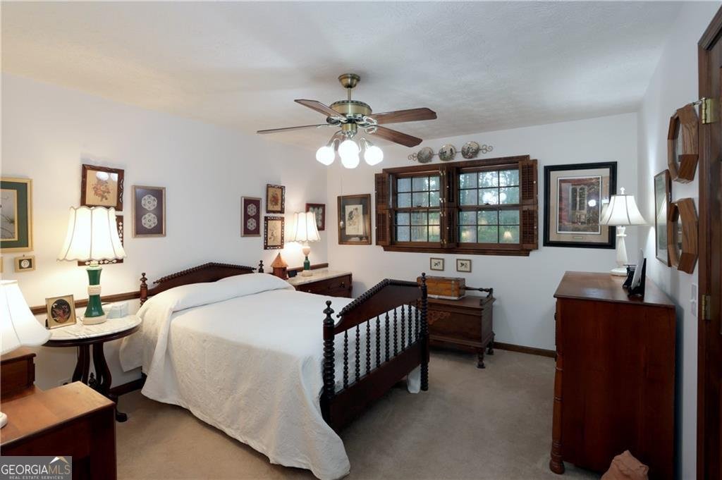 4710 Twin Oaks Drive Kennesaw - 27