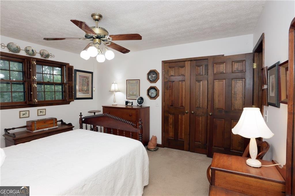 4710 Twin Oaks Drive Kennesaw - 30
