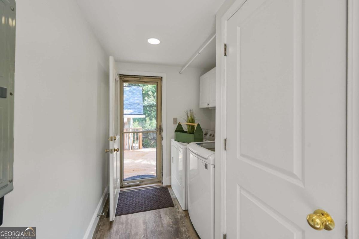 1607 Carroll Drive Atlanta - 27