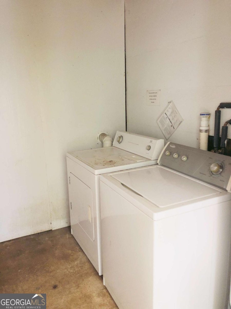 123 Garden Lane Athens - 18