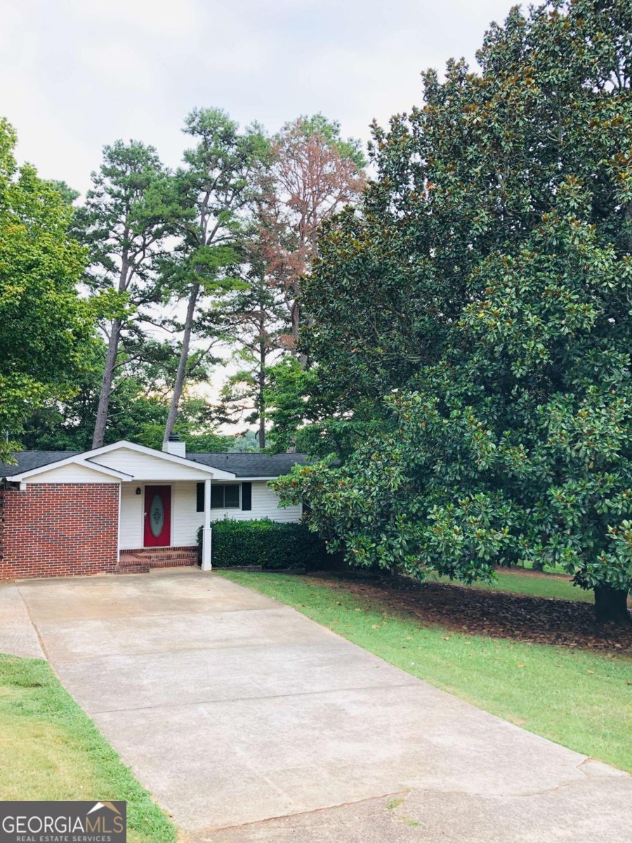 123 Garden Lane Athens - 22