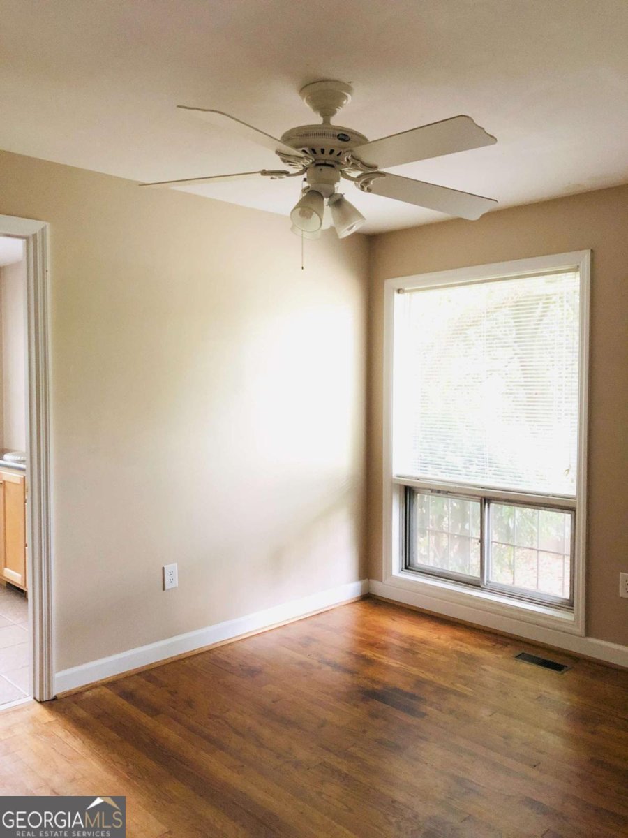 123 Garden Lane Athens - 4