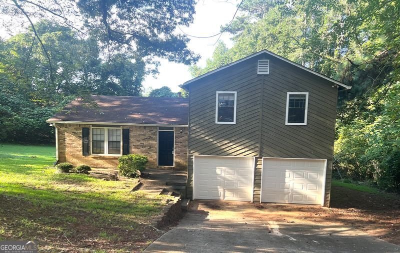 4931 Wolverton Drive Lithonia - 1