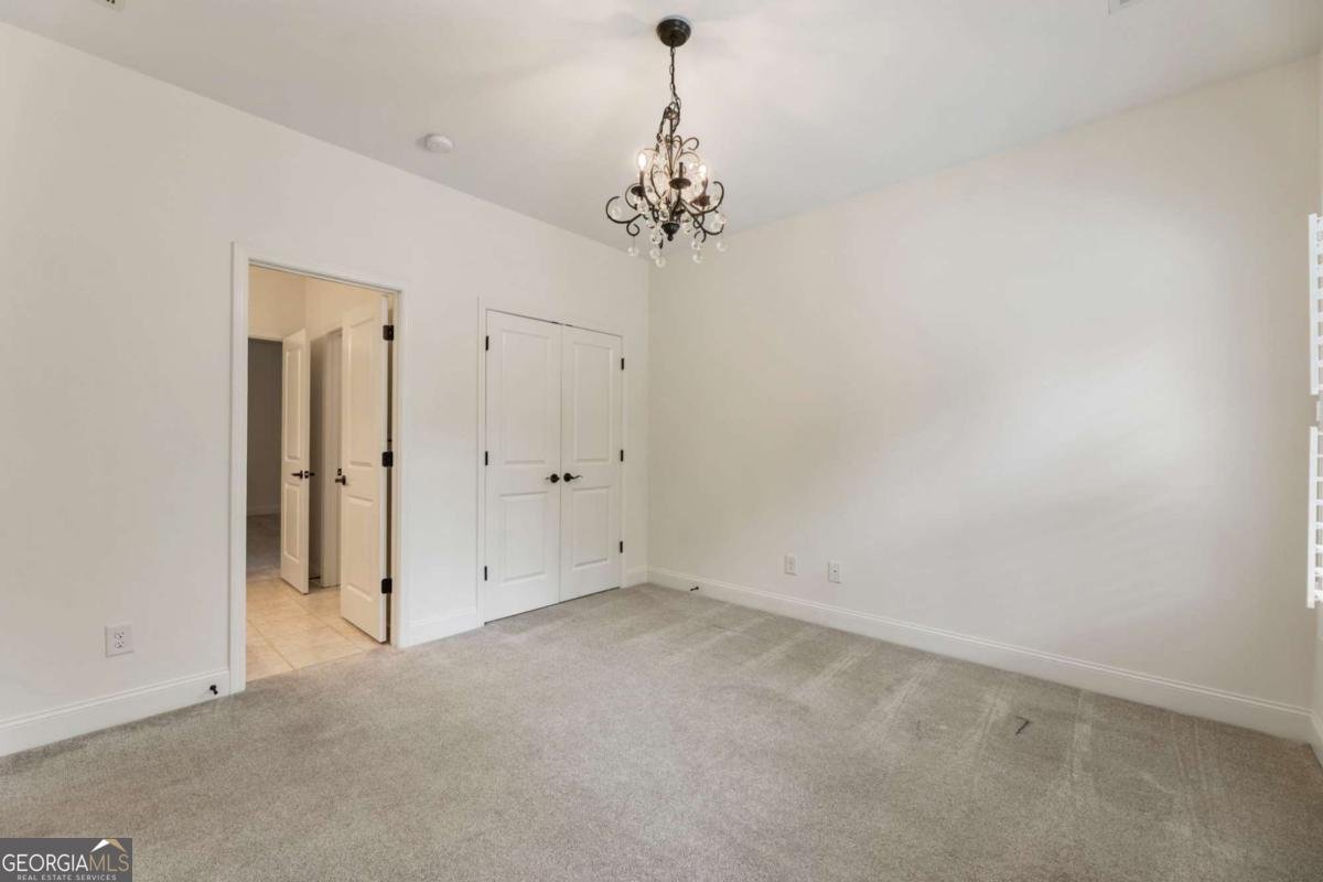 673 Dunbrody Drive Milton - 25