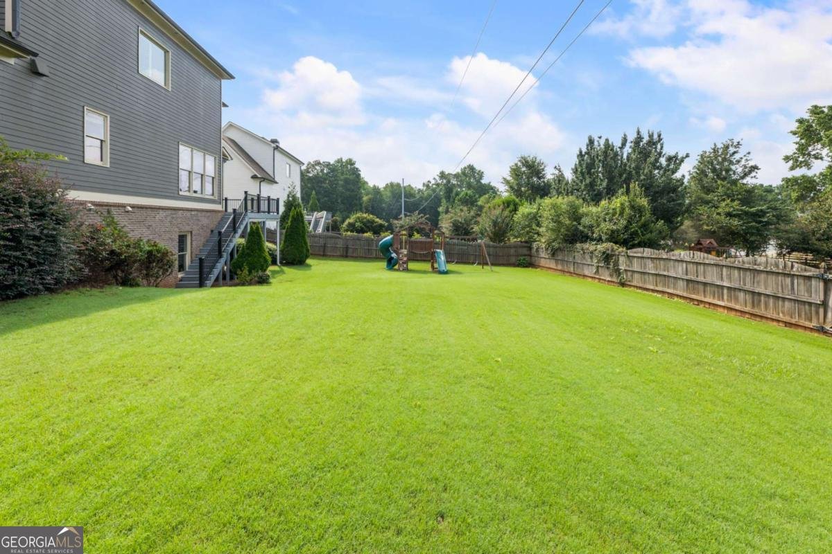 673 Dunbrody Drive Milton - 40