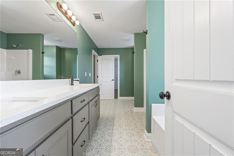 1041 Blakewood Court Bethlehem - 20