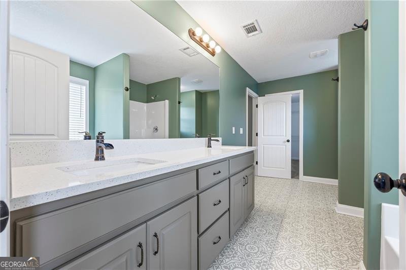 1041 Blakewood Court Bethlehem - 21