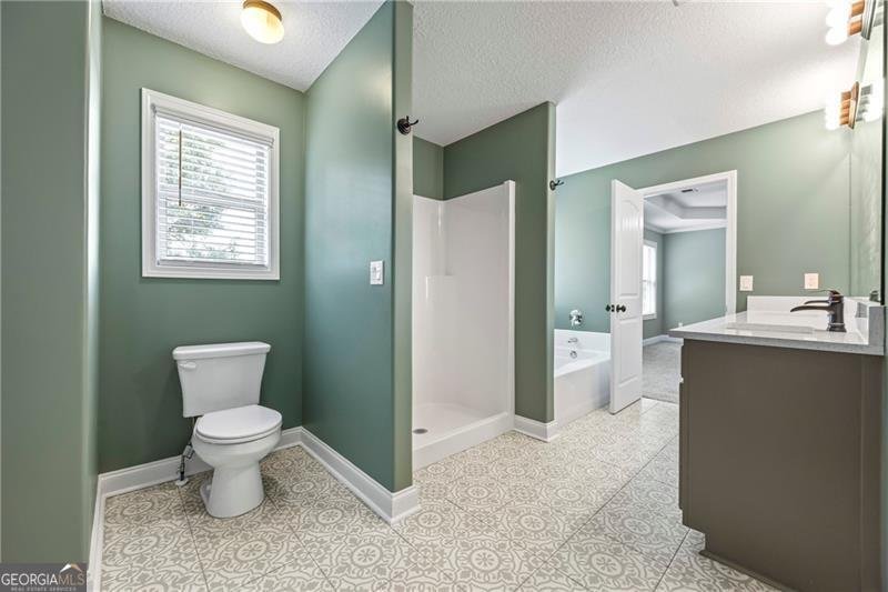 1041 Blakewood Court Bethlehem - 23