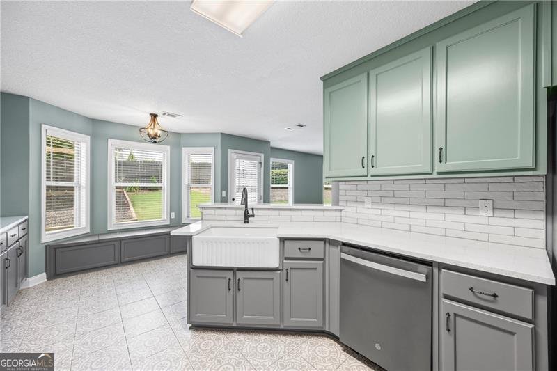 1041 Blakewood Court Bethlehem - 5