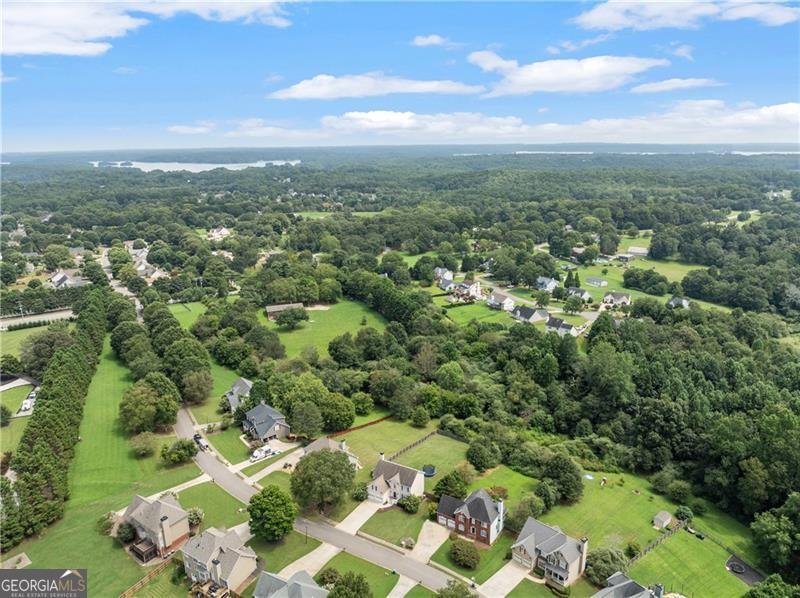 8455 Woodland View Drive Gainesville - 54