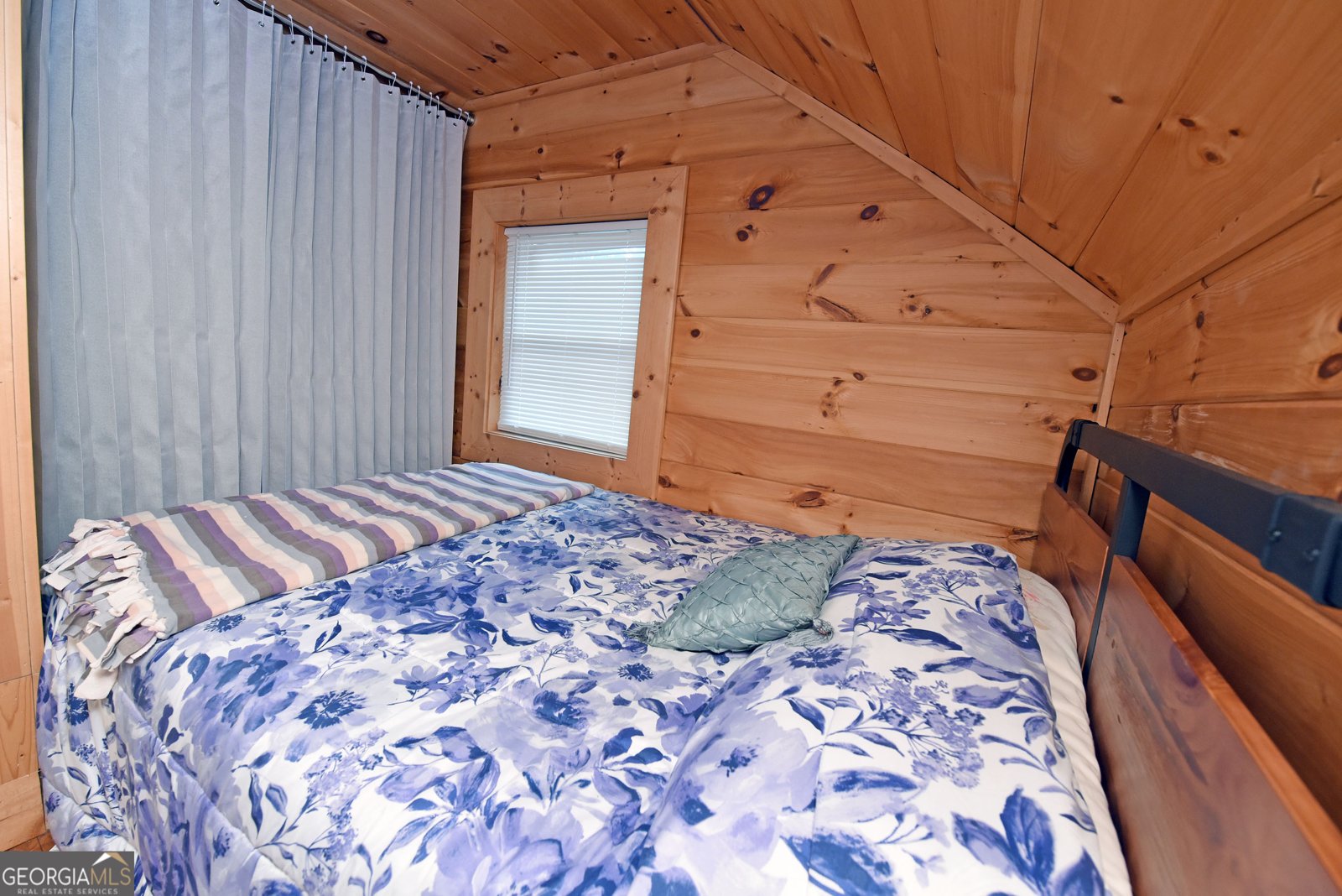742 Hillcrest Drive Mc Caysville - 15