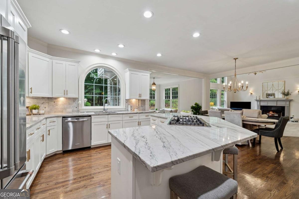 775 Barberry Drive Milton - 9