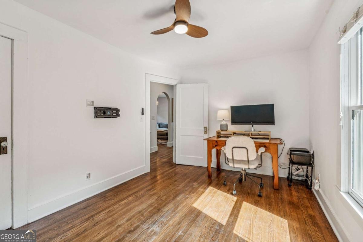 1300 Niles Avenue Atlanta - 25