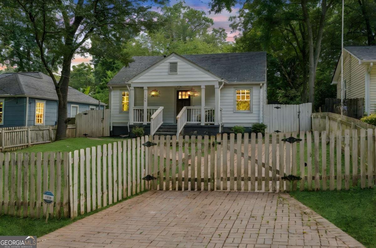 1300 Niles Avenue Atlanta - 3