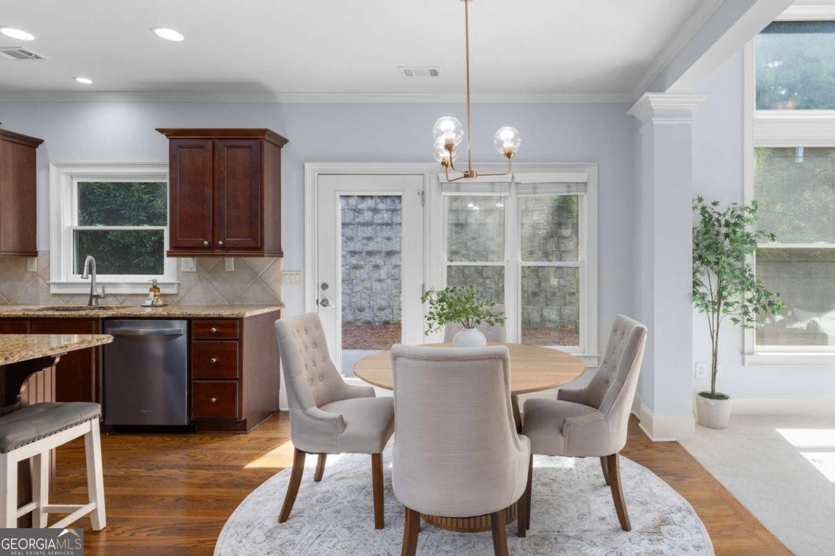 5865 Trailwood Court Suwanee - 7