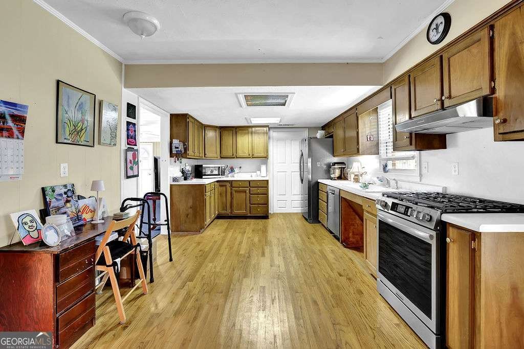 558 Dorsey Circle Lilburn - 12