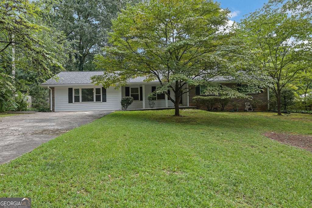 558 Dorsey Circle Lilburn - 2