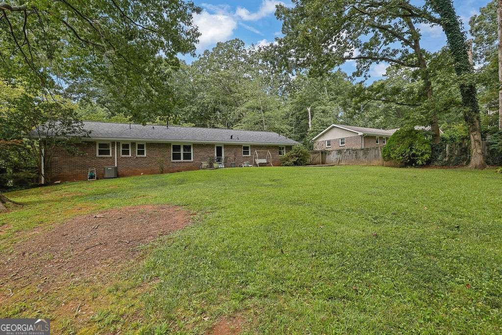 558 Dorsey Circle Lilburn - 29