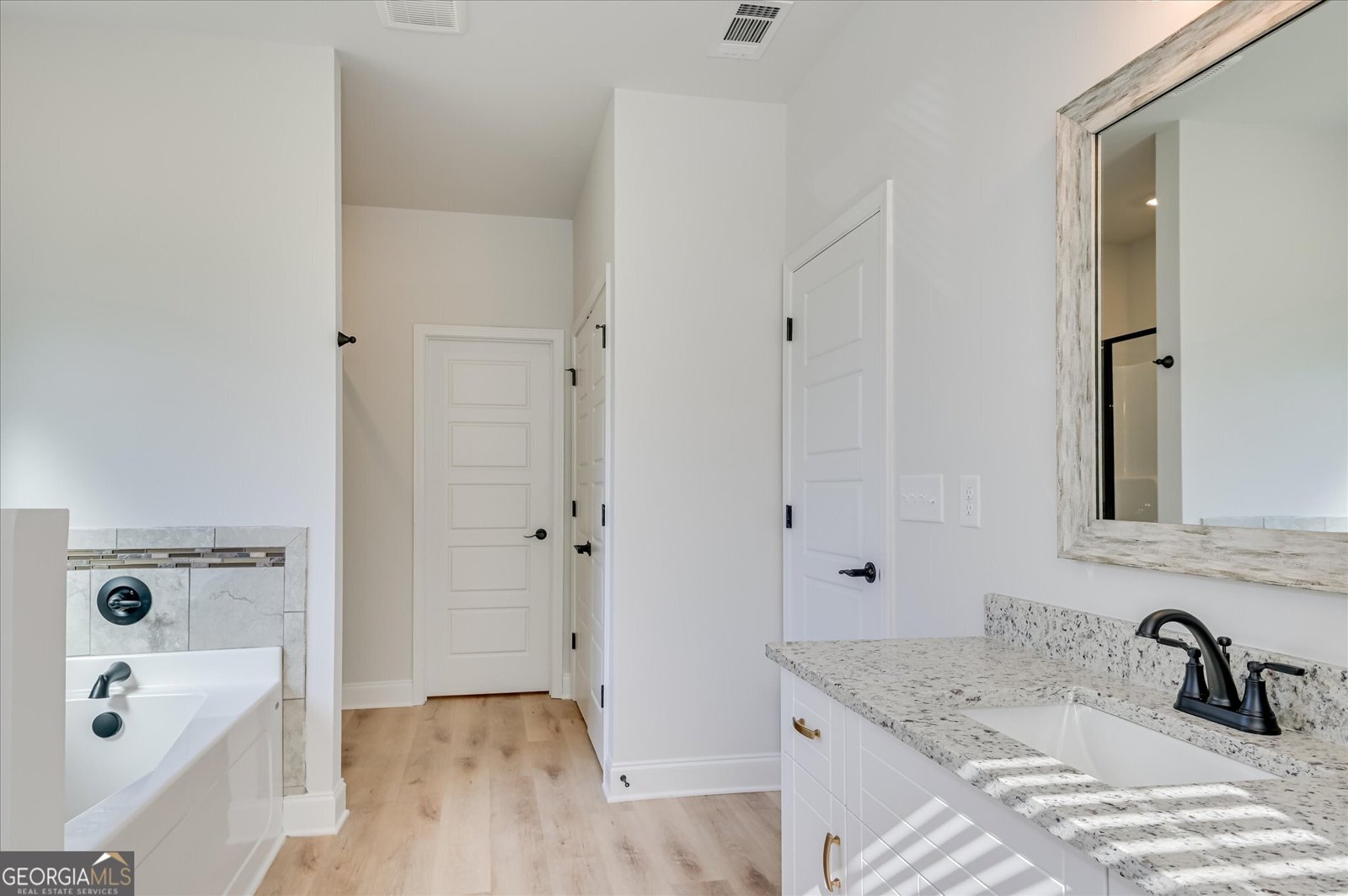 305 Livingston Bend Dr, Lot 8 Statesboro - 23