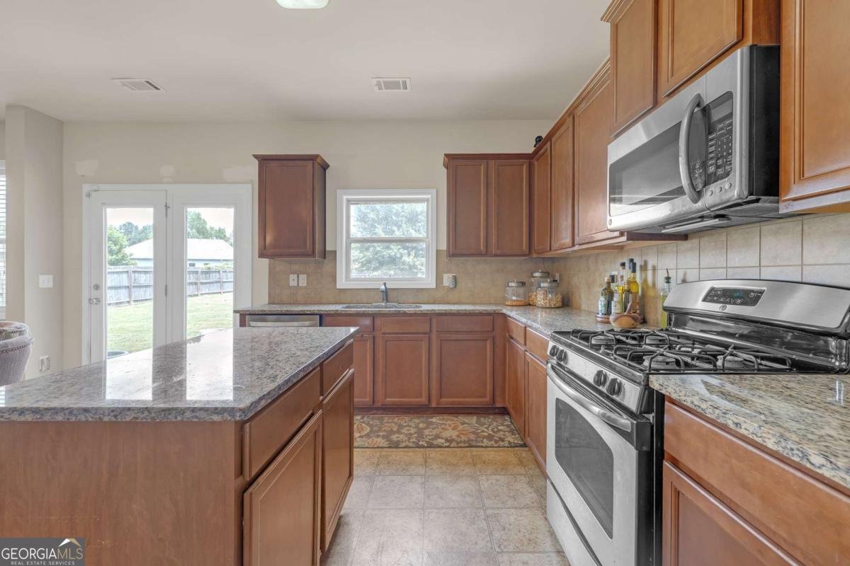 7695 Oakley Road Union City - 10