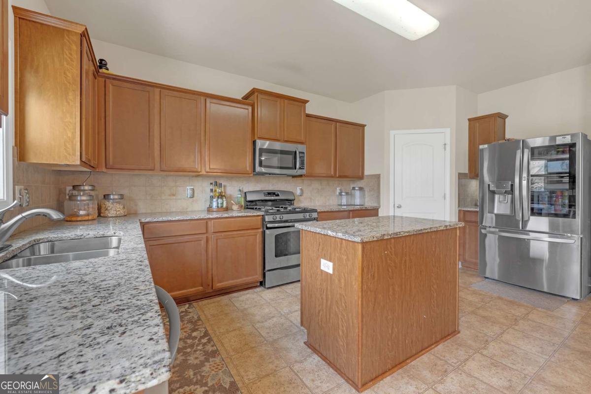 7695 Oakley Road Union City - 11