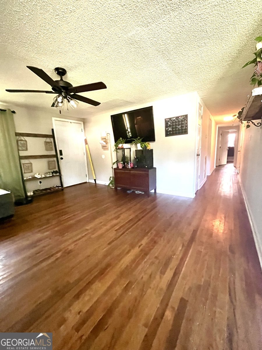 353 Weldon Road Forsyth - 2