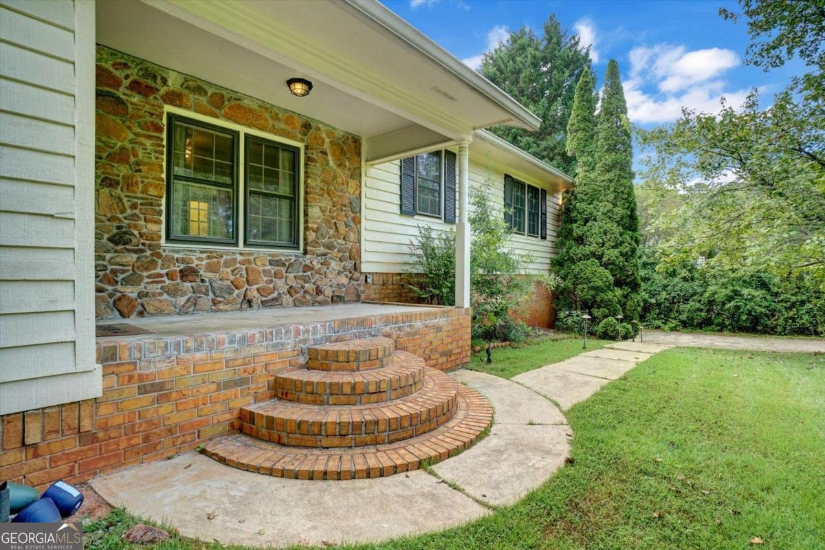 2814 Bent Creek Drive Kennesaw - 1