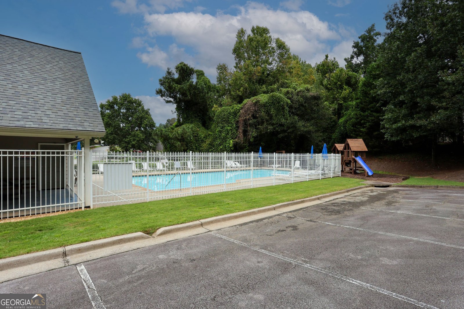 868 Under Court Sugar Hill - 36