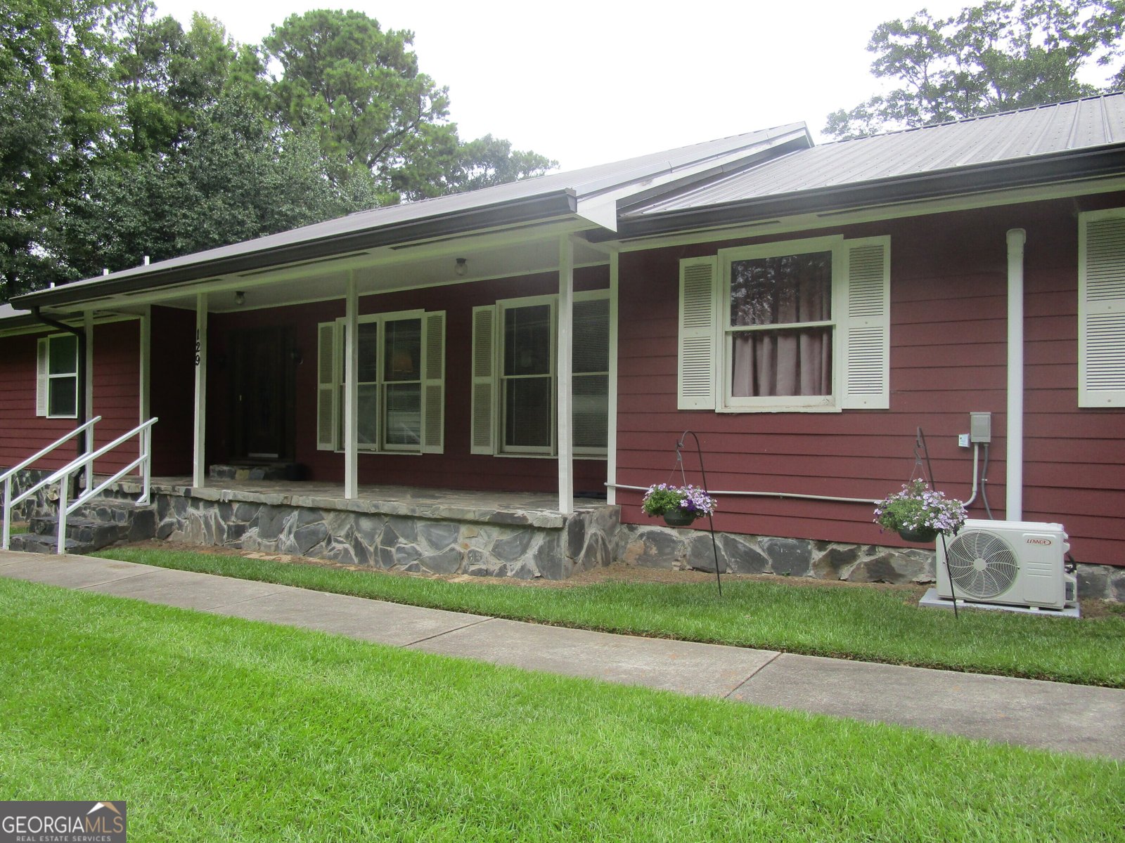 129 Meadovista Drive Griffin - 37