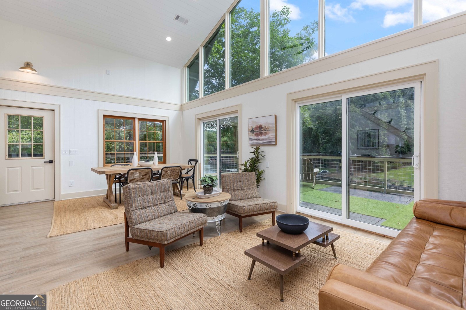 340 Commodore Drive Hamilton - 13