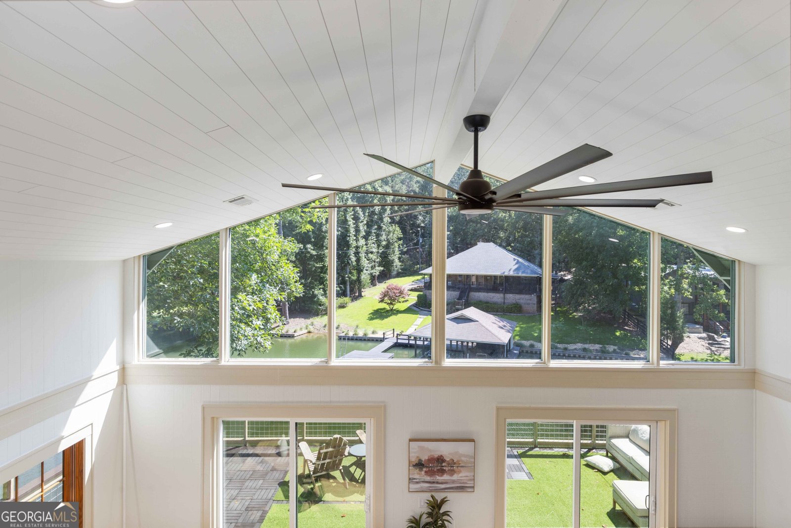340 Commodore Drive Hamilton - 33