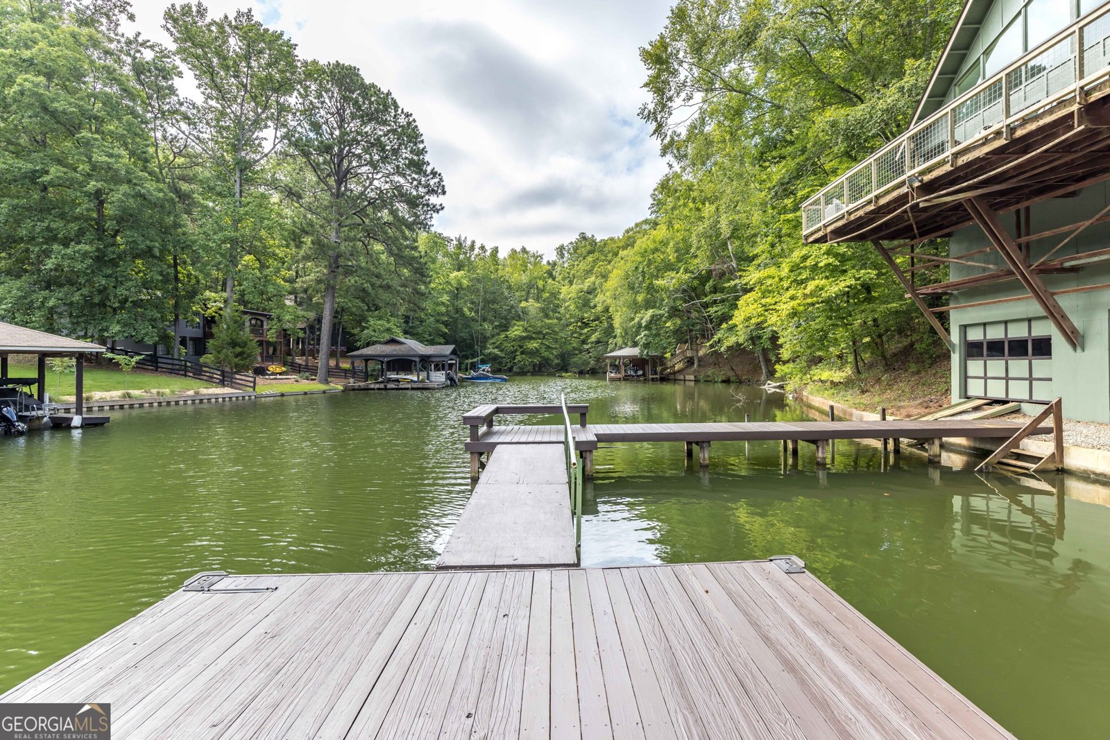 340 Commodore Drive Hamilton - 7
