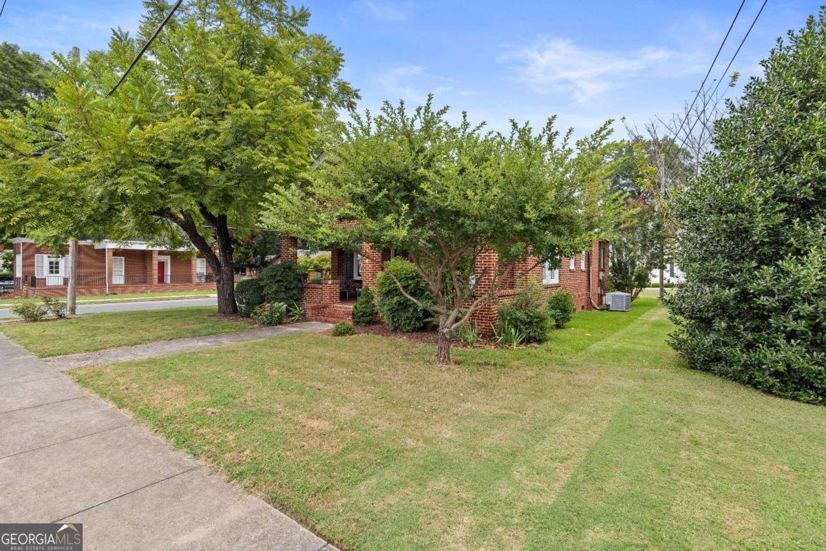 200 Fain Street Calhoun - 27