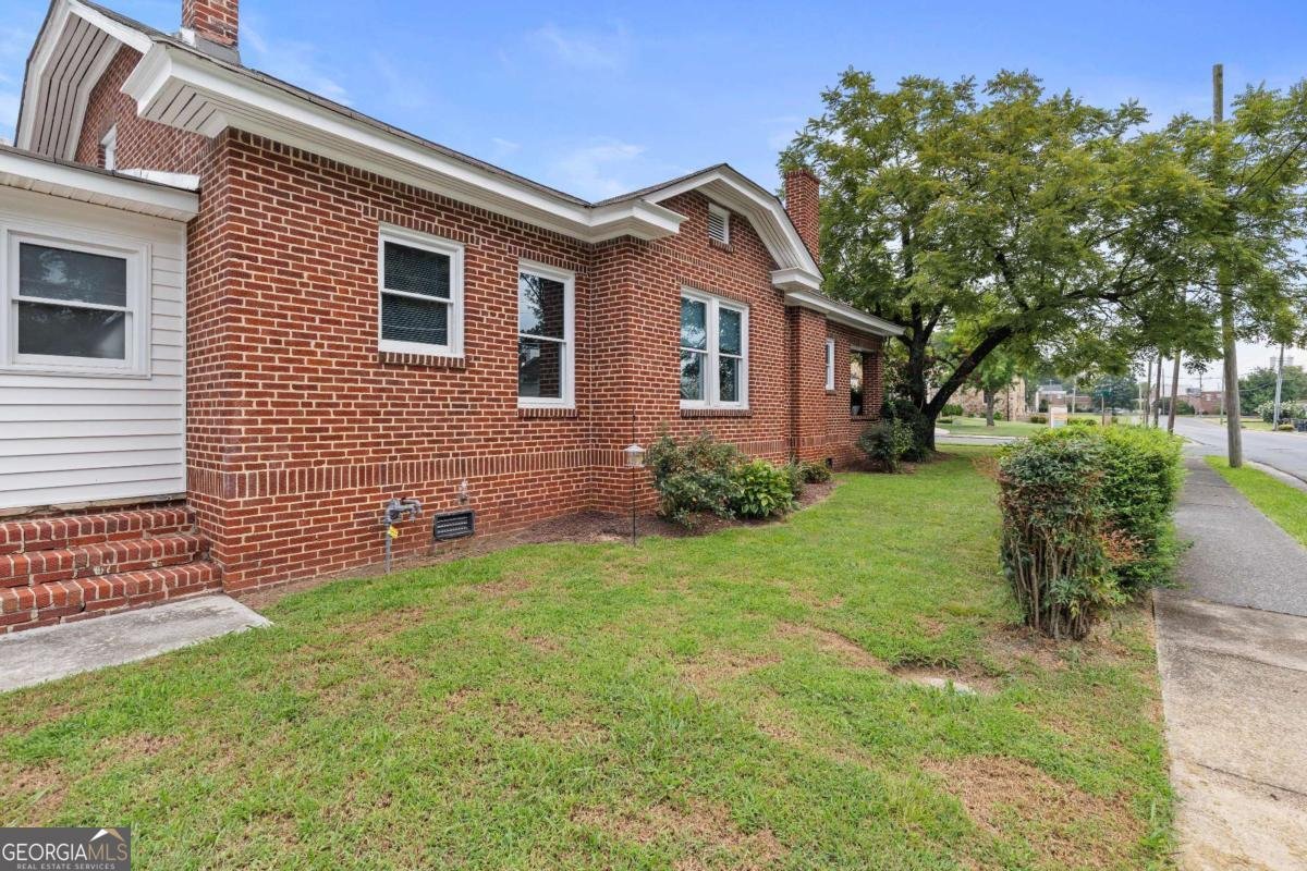 200 Fain Street Calhoun - 4