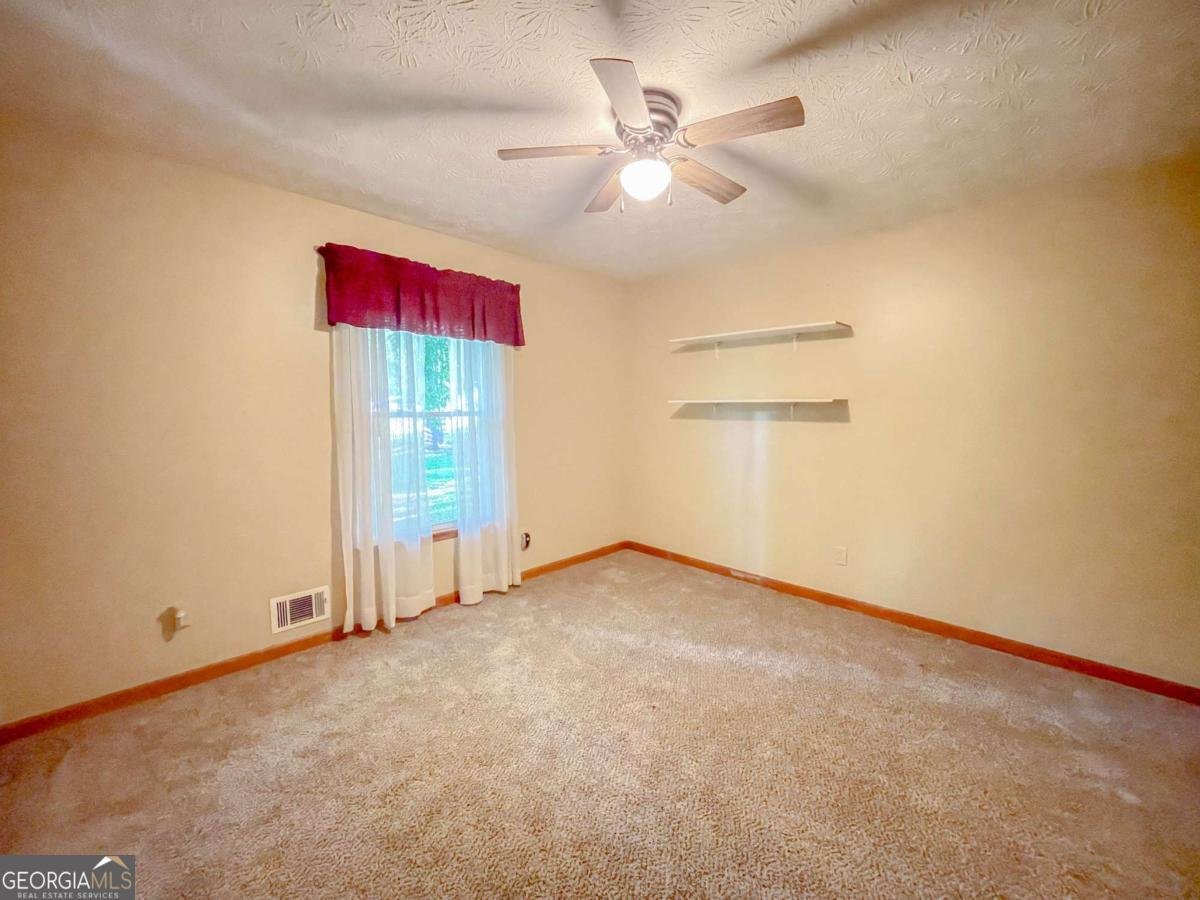 111 Libby Lane Stockbridge - 15