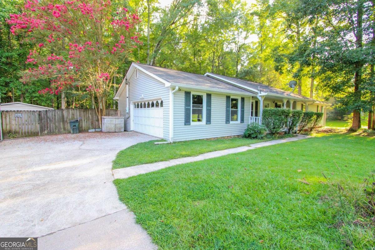 111 Libby Lane Stockbridge - 2