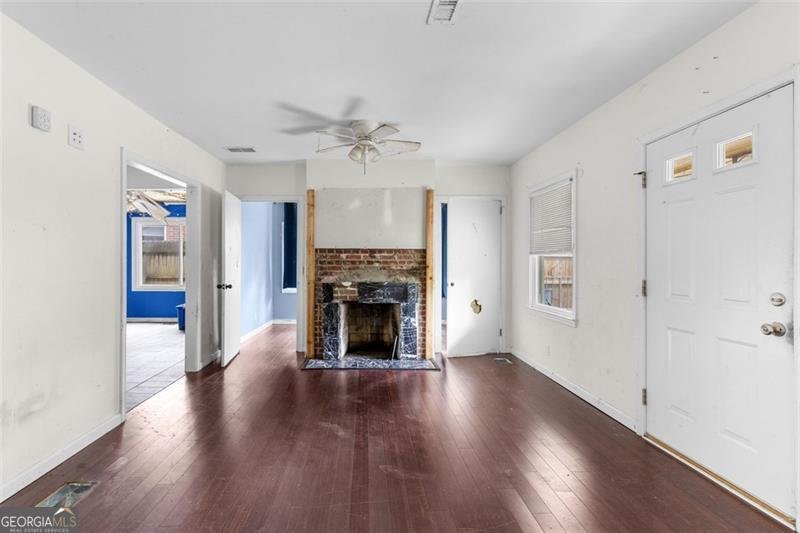 2044 HOWARD Circle Atlanta - 11