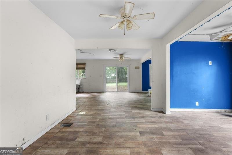 2044 HOWARD Circle Atlanta - 15