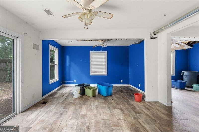 2044 HOWARD Circle Atlanta - 18