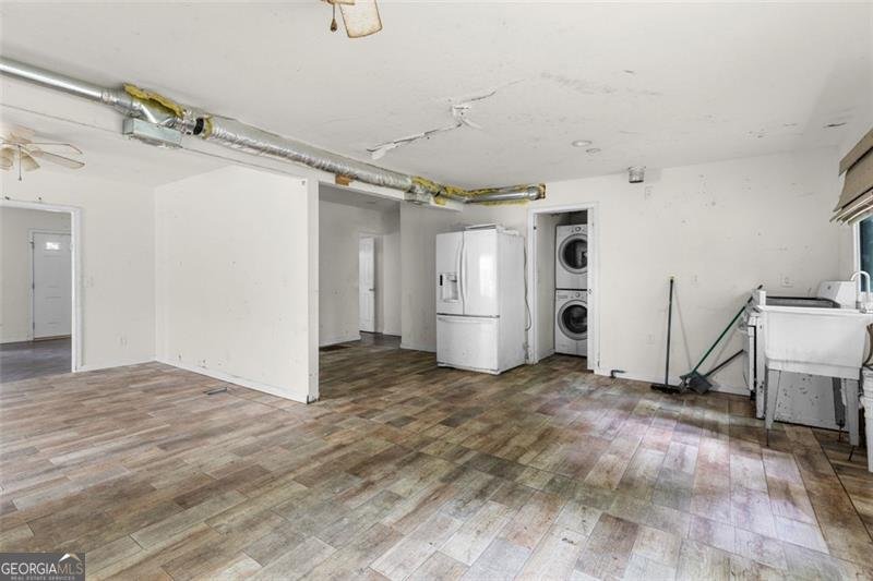 2044 HOWARD Circle Atlanta - 21